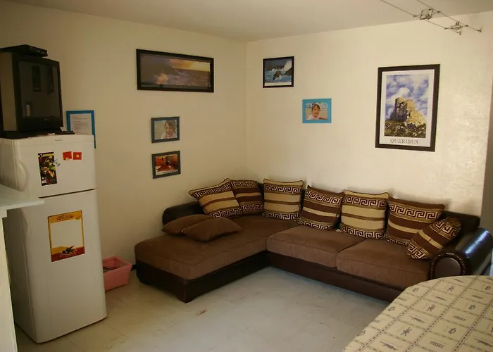 Lewindy Barcares Terrasse Confort Calme Fibre Velos Bord Proximite Lydia Coudalere Le Barcarès